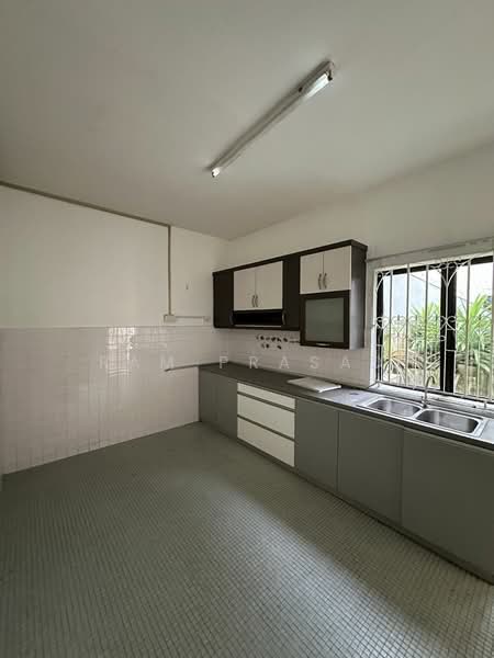 Semi-Detached House for Sale in Taman Kolam Air (Johor Bahru) - Ram Prasad - Kitchen - PropertyGuru.com.my