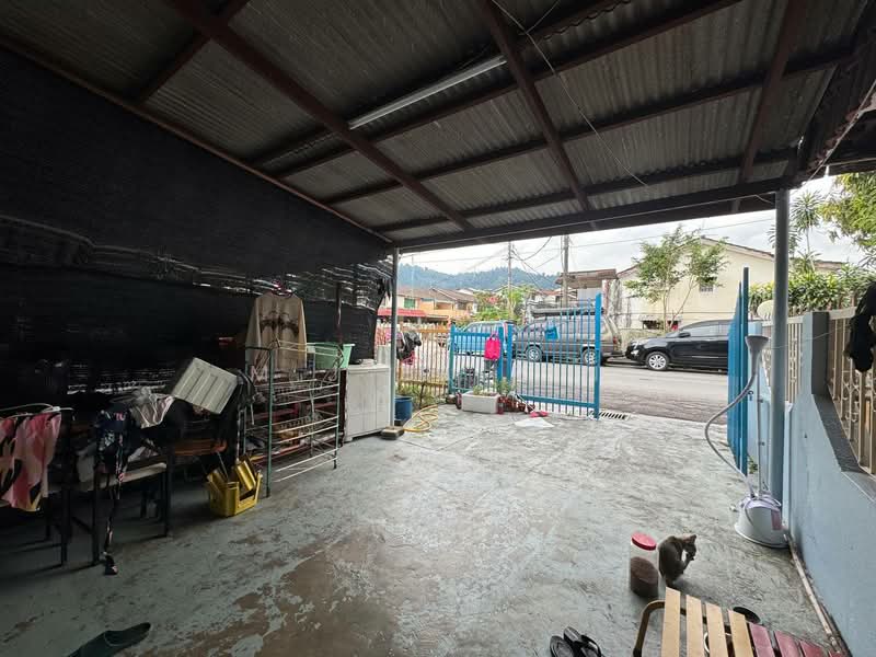 2-storey Terraced House for Sale in Taman Putra (Ampang) - M.J Zairin - Exterior - PropertyGuru.com.my