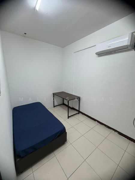 Kondominium untuk Disewa di Cyberia Smart Homes - Malik Sarwar - Bedroom - PropertyGuru.com.my