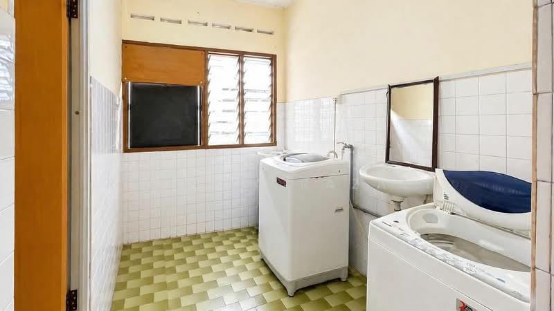 1-storey Terraced House for Sale in Kelana Jaya (Petaling Jaya) - Razlina Razali - PropertyGuru.com.my