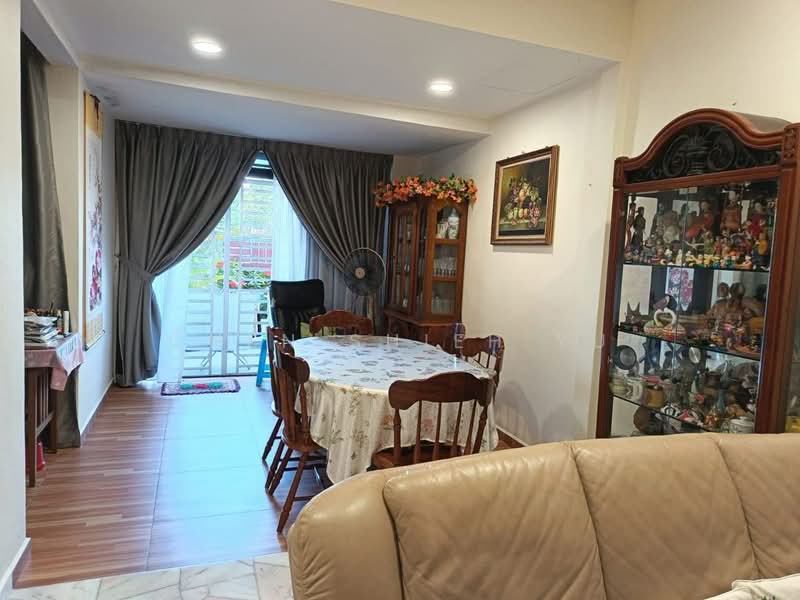 1-storey Terraced House for Sale in Permas Jaya (Johor Bahru) - Chen Shieh Yu - Dining Room - PropertyGuru.com.my