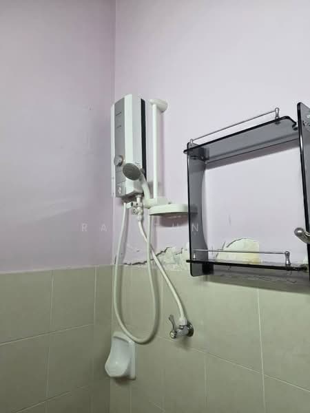 Rumah Teres 2 Tingkat untuk Disewa di Taman JP Perdana (Johor Bahru) - Ray Tung - Bathroom - PropertyGuru.com.my