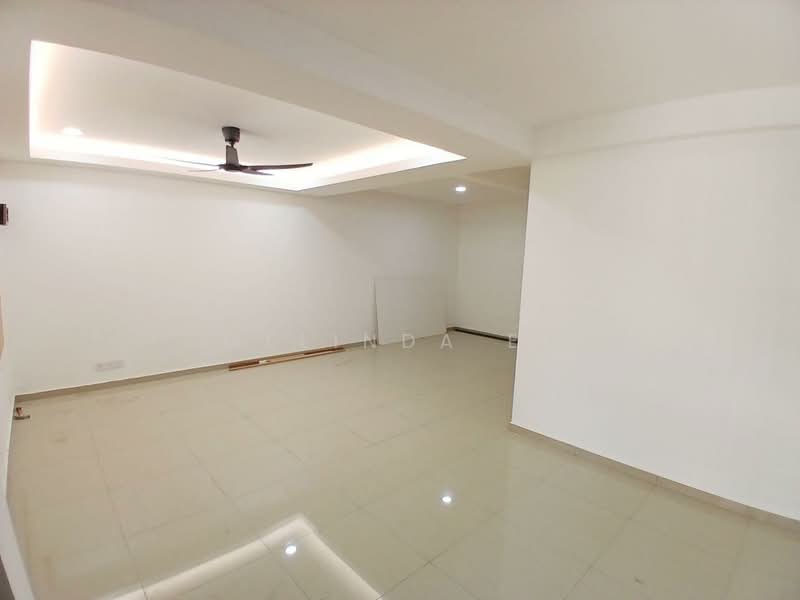 Rumah Teres 2 Tingkat untuk Dijual di Taman Putri Kulai (Kulai) - Melinda Ee - Living Room - PropertyGuru.com.my