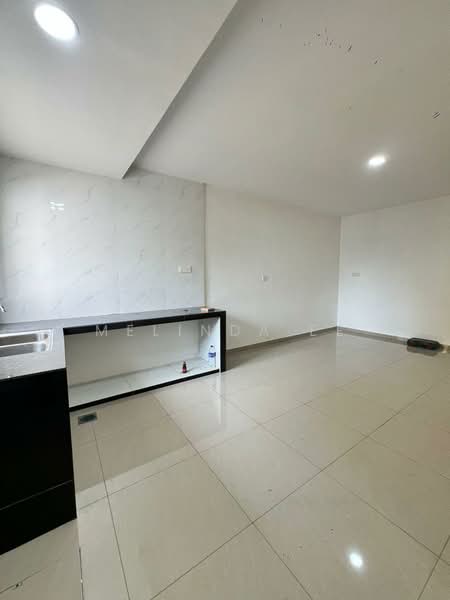 Rumah Teres 2 Tingkat untuk Dijual di Taman Putri Kulai (Kulai) - Melinda Ee - Kitchen - PropertyGuru.com.my