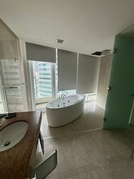 Service Residence for Rent at The Oval - Kelvin Tan - Bathroom - PropertyGuru.com.my