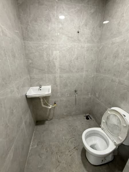 1-storey Terraced House for Sale in Skudai (Johor) - Melinda Ee - Bathroom - PropertyGuru.com.my