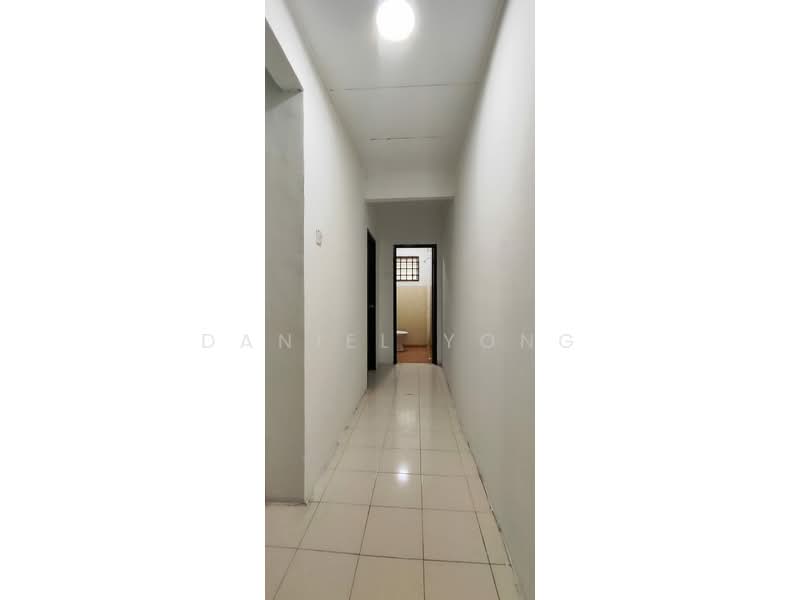 2-storey Terraced House for Sale in Taman Cahaya Masai (Pasir Gudang) - Daniel Yong - Corridor - PropertyGuru.com.my