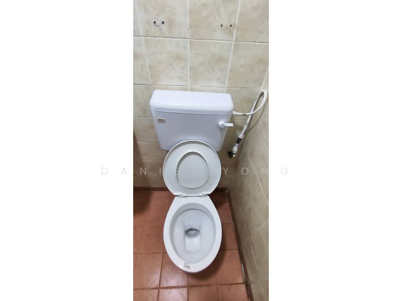2-storey Terraced House for Sale in Taman Cahaya Masai (Pasir Gudang) - Daniel Yong - Bathroom - PropertyGuru.com.my