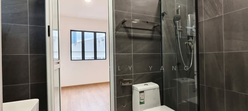 2-storey Terraced House for Sale in Taman Desa (Kuala Lumpur) - Kimberly Yang - Bathroom - PropertyGuru.com.my