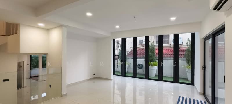 2-storey Terraced House for Sale in Taman Desa (Kuala Lumpur) - Kimberly Yang - Living Room - PropertyGuru.com.my