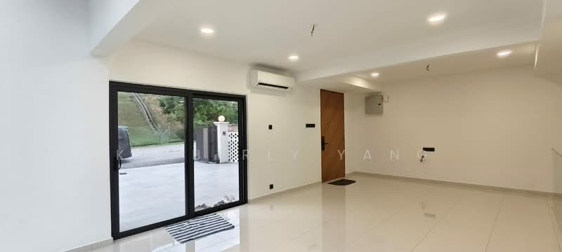 2-storey Terraced House for Sale in Taman Desa (Kuala Lumpur) - Kimberly Yang - Living Room - PropertyGuru.com.my