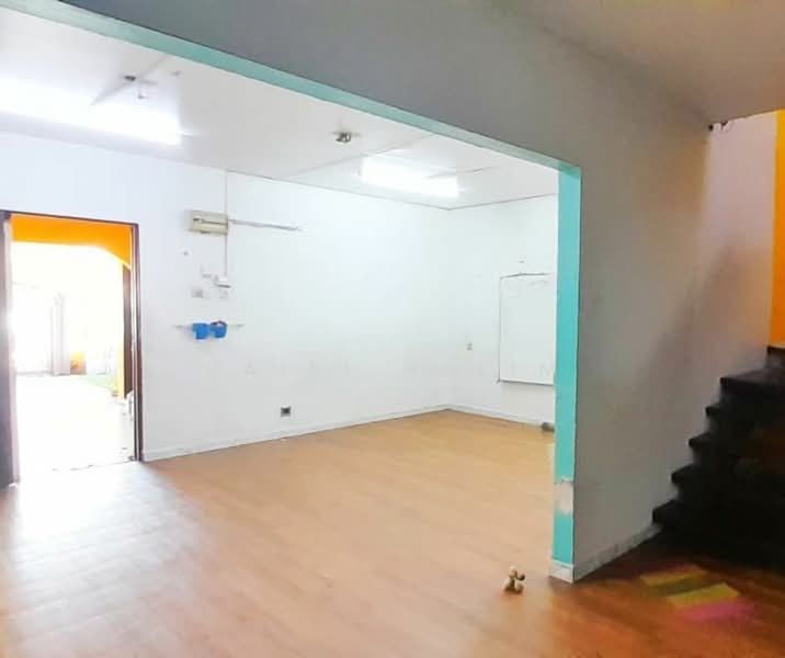 2-storey Terraced House for Sale in Seksyen 19 (Shah Alam) - Hairi Halim - PropertyGuru.com.my