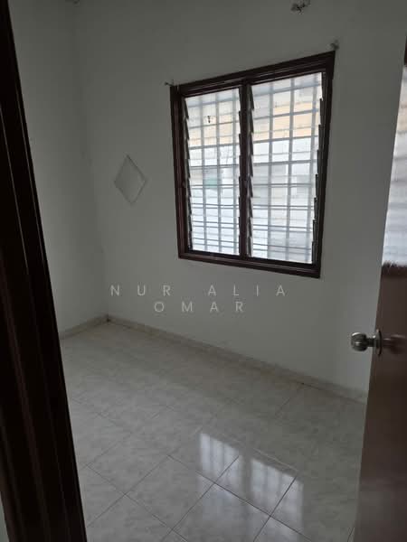 2-storey Terraced House for Sale in Puncak Alam (Selangor) - Nur Alia Omar - Interior - PropertyGuru.com.my