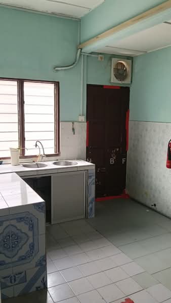 Shop / Office for Rent in Taman Pokok Mangga (Balai Panjang) - Helen BF - Kitchen - PropertyGuru.com.my