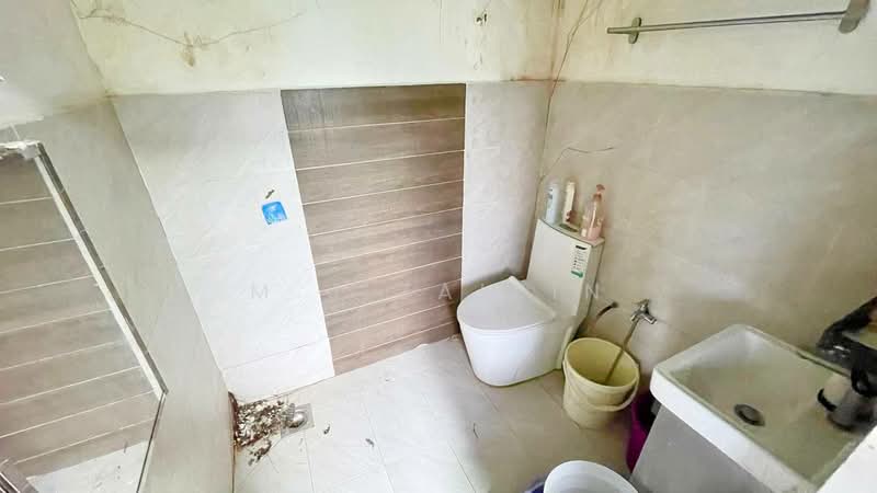 3-storey Terraced House for Sale in Taman Bukit Permai (Ampang) - M.J Zairin - Bathroom - PropertyGuru.com.my