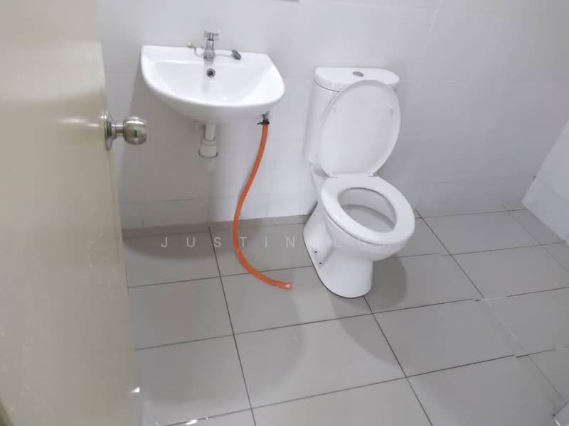 Condominium for Rent at Serin Residency - Justin Lim - Bathroom - PropertyGuru.com.my