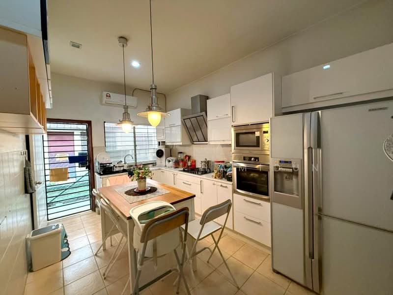 Rumah Teres 2 Tingkat untuk Dijual di Bandar Nusaputra (Puchong) - Firdaus Hamidun - PropertyGuru.com.my