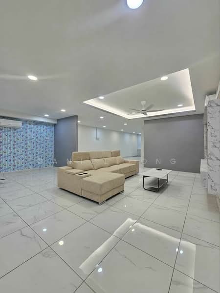 Rumah Teres 2 Tingkat untuk Dijual di Taman Desa Jaya (Johor Bahru) - Daniel Yong - Living Room - PropertyGuru.com.my