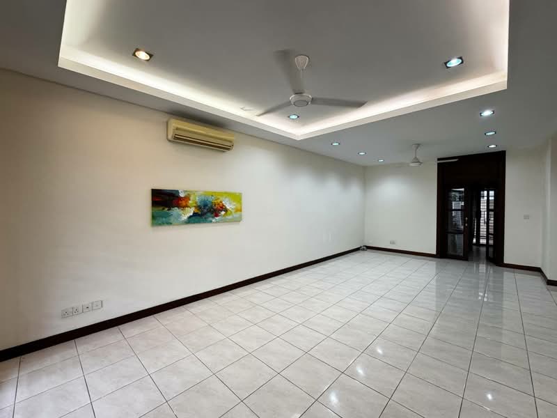 Terraced House for Sale in Bukit Jelutong (Shah Alam) - Hamizah . - Living Room - PropertyGuru.com.my