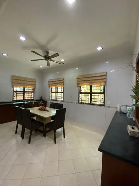 Rumah Berkembar untuk Dijual di Bangi (Selangor) - Liana Sofea - Dining Room - PropertyGuru.com.my