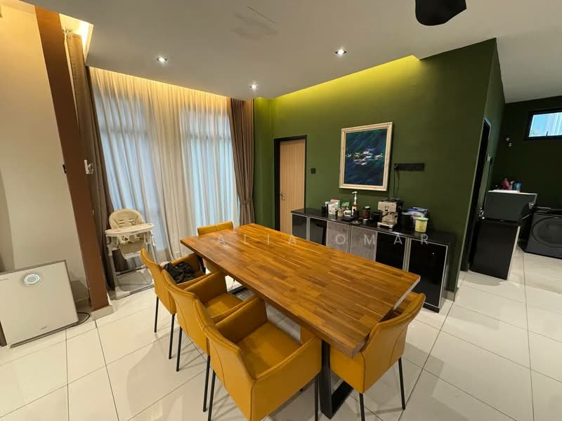 Semi-Detached House for Sale in Seksyen U10 (Shah Alam) - Nur Alia Omar - Dining Room - PropertyGuru.com.my