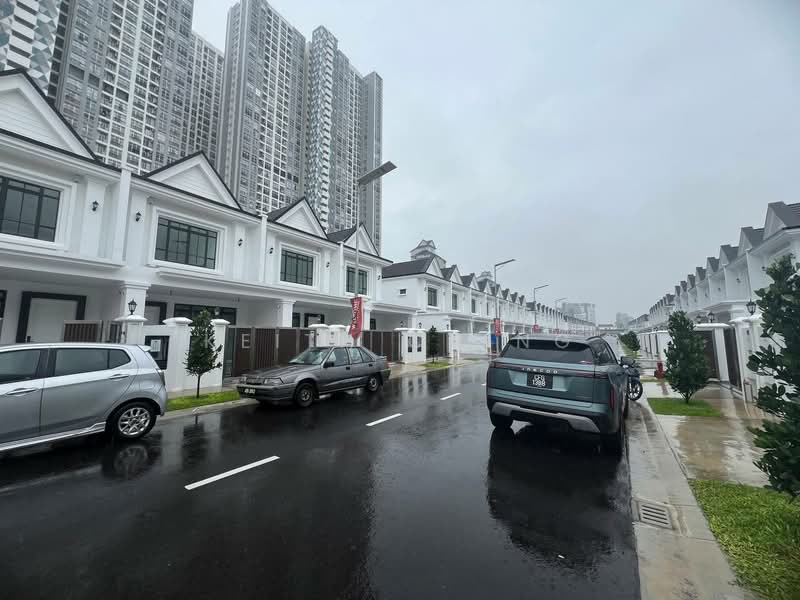 Rumah Teres 2 Tingkat untuk Dijual di Bandar Seri Alam (Masai) - Keith Ching - Exterior - PropertyGuru.com.my