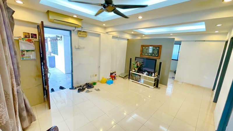 Rumah Flat untuk Dijual di Flat Danau Kota - M.J Zairin - Living Room - PropertyGuru.com.my