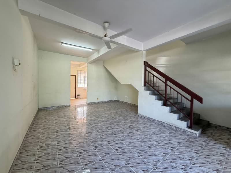 2-storey Terraced House for Sale in Taman Ilmu (Nibong Tebal) - Aswad . - Living Room - PropertyGuru.com.my