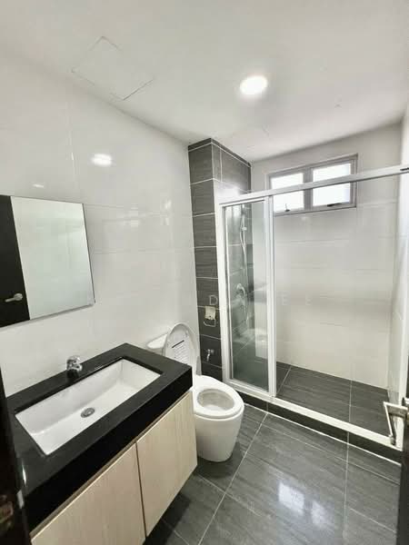 Service Residence for Sale at Molek Pulai - Melinda Ee - Bathroom - PropertyGuru.com.my