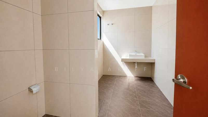 4-storey Terraced House for Sale in Damansara Perdana (Selangor) - BILYA ARIFF - PropertyGuru.com.my