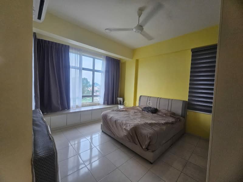 Pangsapuri untuk Dijual di Rumah Pangsa Bukit Baru Jaya - Mii Ong - Bedroom - PropertyGuru.com.my