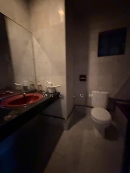 Condominium for Rent at Putra Indah Condominium - Hanz Low - Bathroom - PropertyGuru.com.my