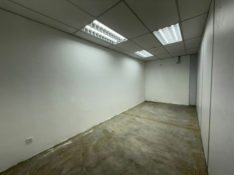 Kedai / Pejabat untuk Disewa di Mutiara Gombak (Gombak) - Diren Tee - Interior - PropertyGuru.com.my