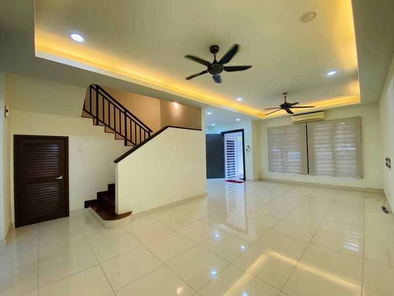 2-storey Terraced House for Sale in Alam Impian (Shah Alam) - Azmi . - Living Room - PropertyGuru.com.my