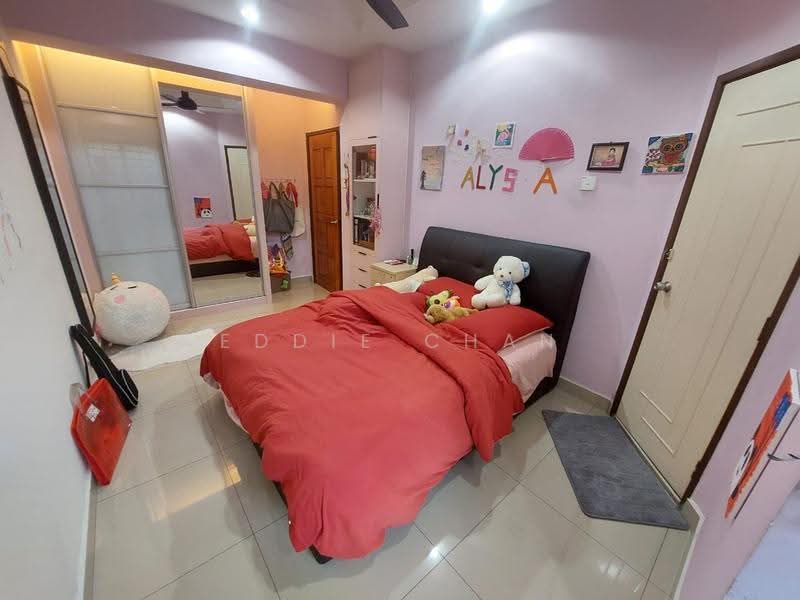 Rumah Teres 3-Tingkat untuk Dijual di Medan Idaman (Setapak) - Eddie Chan - Bedroom - PropertyGuru.com.my