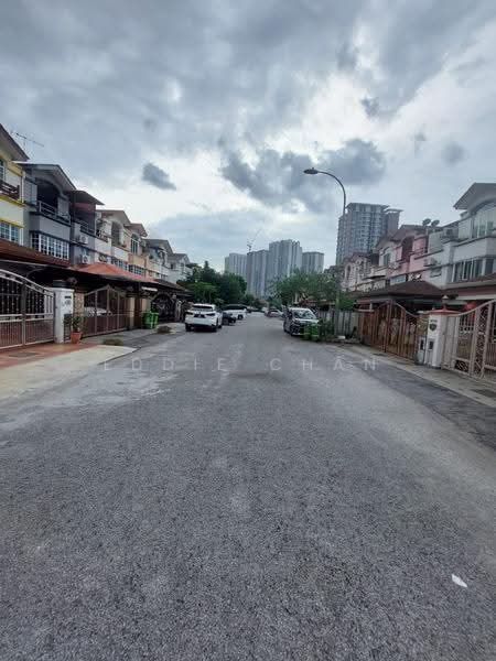 Rumah Teres 3-Tingkat untuk Dijual di Medan Idaman (Setapak) - Eddie Chan - Exterior - PropertyGuru.com.my