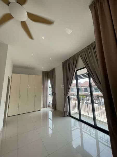 2-storey Terraced House for Rent in Kota Kemuning (Shah Alam) - Alex Chua - Balcony - PropertyGuru.com.my