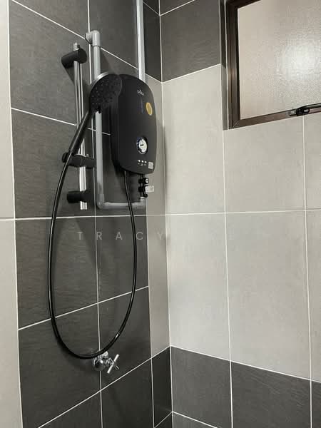Servis Apartment untuk Dijual di V-Residensi 5 - Tracy Lee - Bathroom - PropertyGuru.com.my