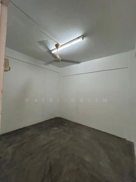 Rumah Flat untuk Dijual di Desa Mentari Flat (Block 3) - Hairi Halim - PropertyGuru.com.my