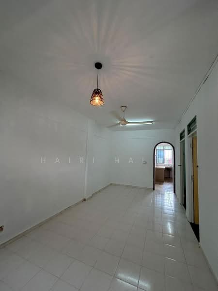 Rumah Flat untuk Dijual di Desa Mentari Flat (Block 3) - Hairi Halim - PropertyGuru.com.my
