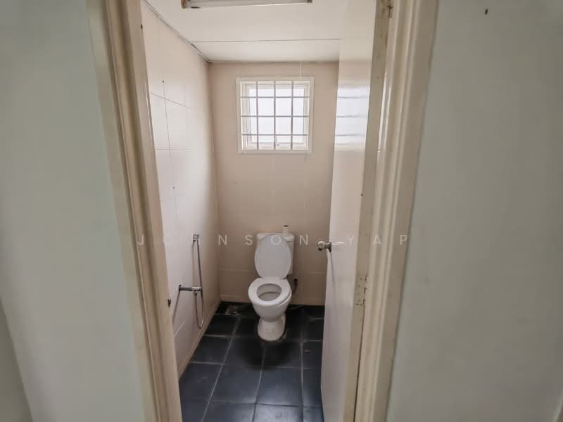 Shop / Office for Sale in Taman Sierra Perdana (Masai) - Johnson Yap - Bathroom - PropertyGuru.com.my
