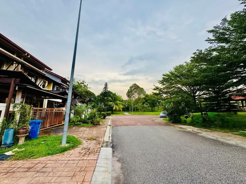 2-storey Terraced House for Sale in Bukit Jelutong (Shah Alam) - Hazeman Omar - Exterior - PropertyGuru.com.my