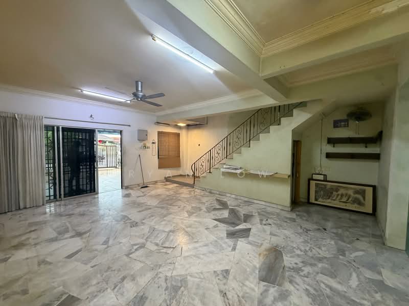 2-storey Terraced House for Sale in Mahkota Cheras (Cheras) - Ryan Low - Living Room - PropertyGuru.com.my