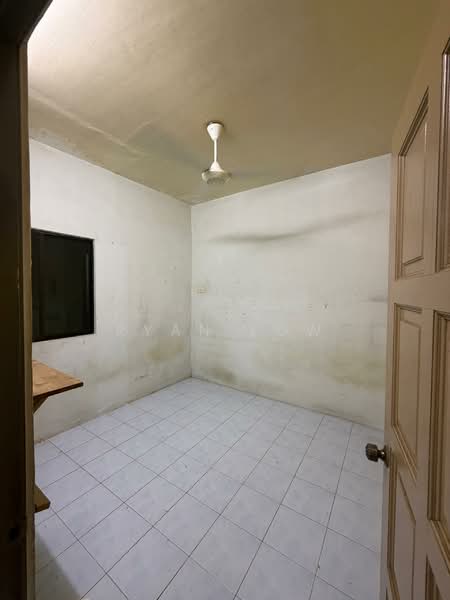 2-storey Terraced House for Sale in Mahkota Cheras (Cheras) - Ryan Low - Interior - PropertyGuru.com.my