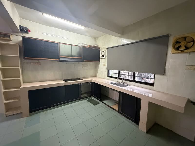 2-storey Terraced House for Sale in Mahkota Cheras (Cheras) - Ryan Low - Kitchen - PropertyGuru.com.my