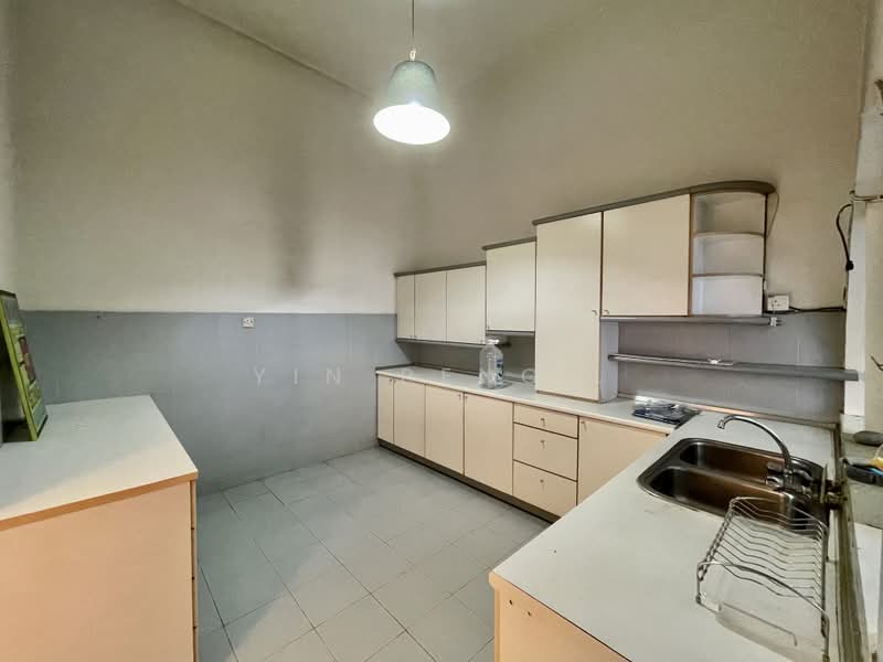 2-storey Terraced House for Rent in Taman Tun Dr Ismail (Kuala Lumpur) - Yin Peng . - Kitchen - PropertyGuru.com.my