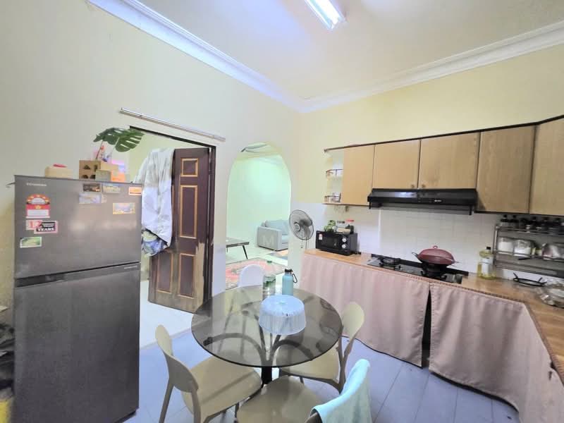 1-storey Terraced House for Sale in Taman Klang Perdana (Kapar) - Azmi . - PropertyGuru.com.my