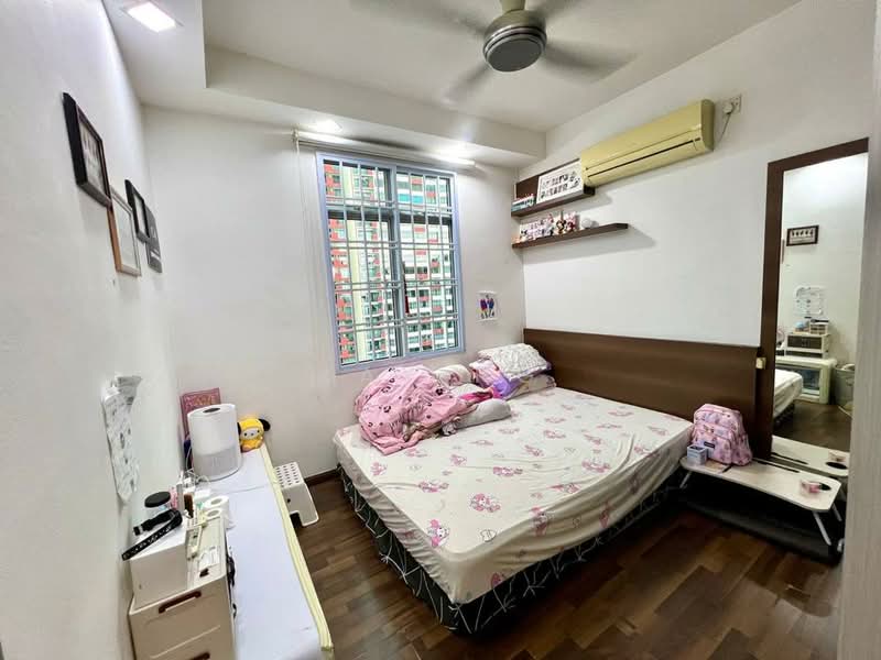 Apartment for Sale at Lake View Suites - Kay Ng - Bedroom - PropertyGuru.com.my