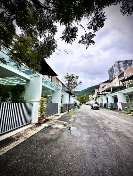Rumah Berkembar untuk Dijual di Tanjung Bungah (Penang) - Ressha Ramesh - Exterior - PropertyGuru.com.my