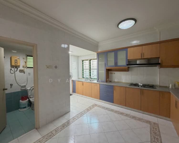 2-storey Terraced House for Sale in Bukit Jelutong (Shah Alam) - Dyana Asri - Kitchen - PropertyGuru.com.my